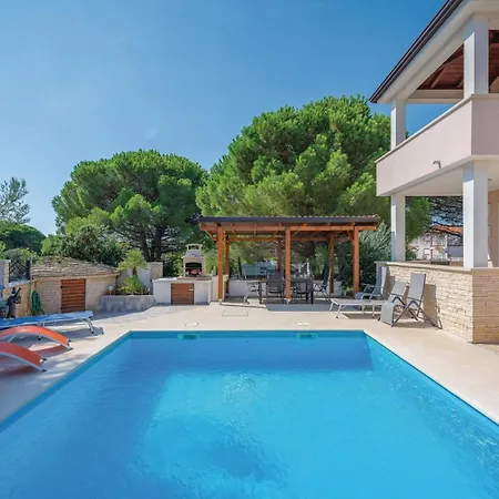 Holiday Home Valbandon I * Valbandon