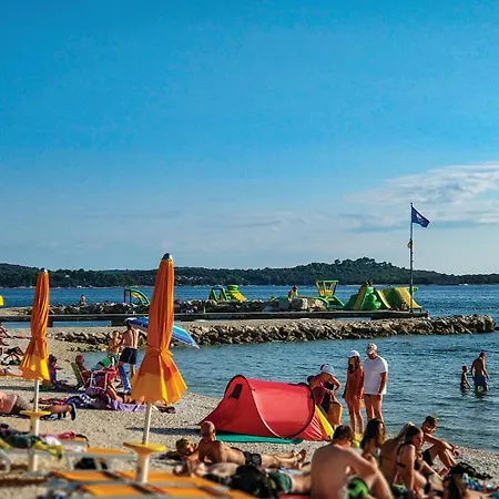 Valbandon I בית נופש *